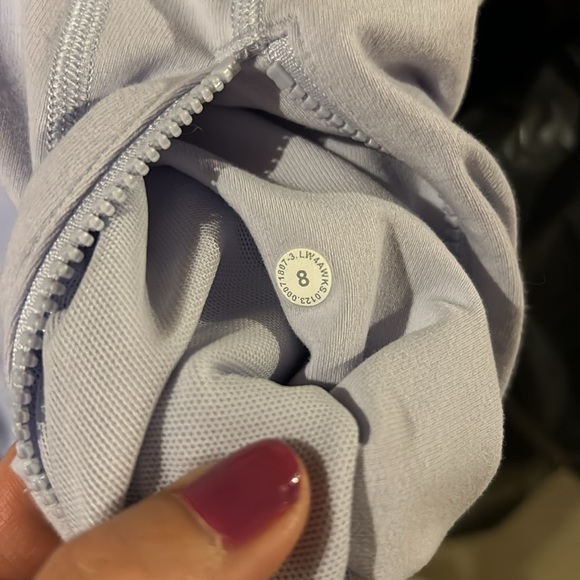 Lululemon Define Jacket - Picture 4 of 4